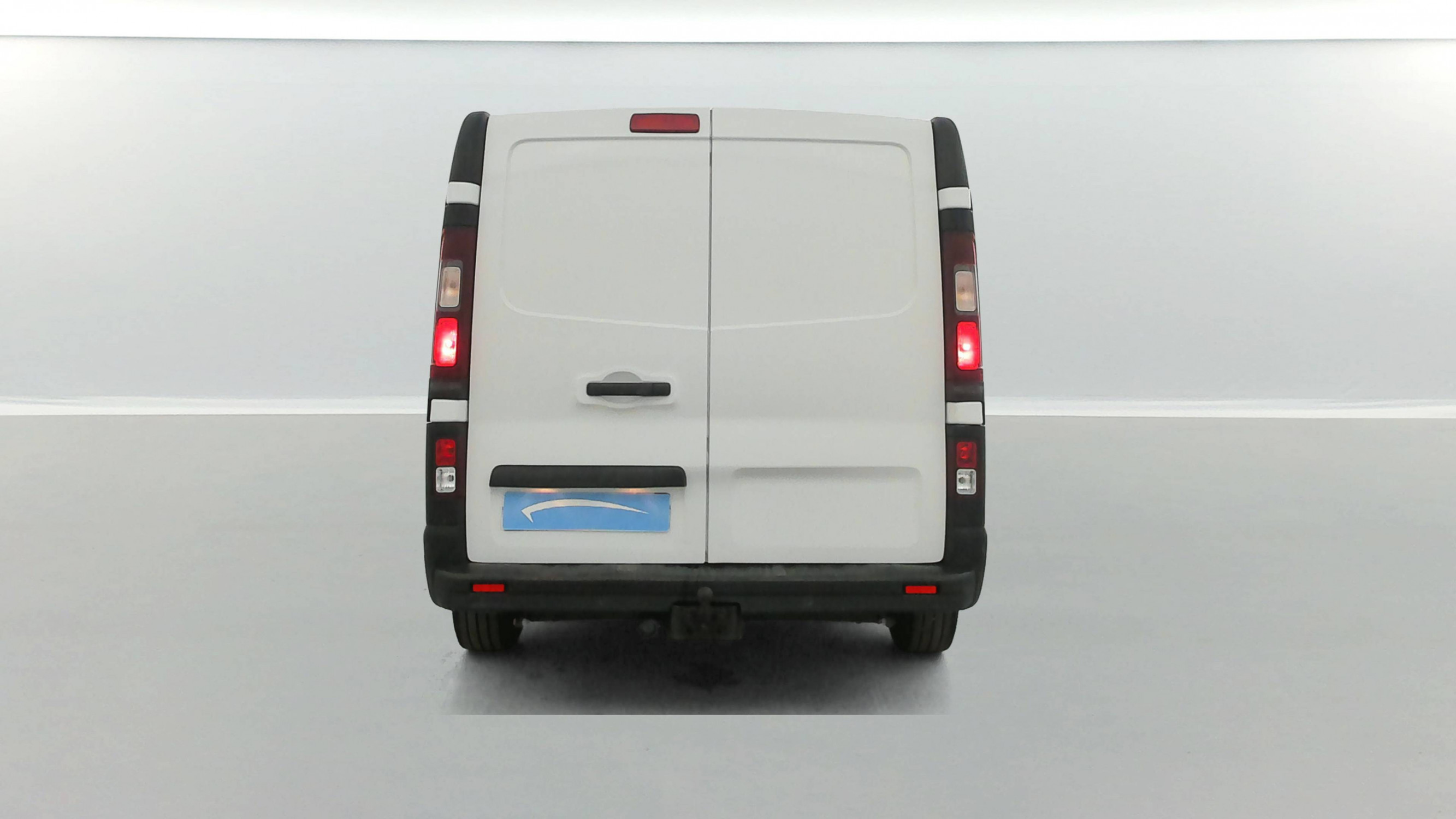 Vente en ligne Renault Trafic 3 Fourgon TRAFIC FGN L2H1 3000 KG BLUE DCI 130 au prix de 23 490 €