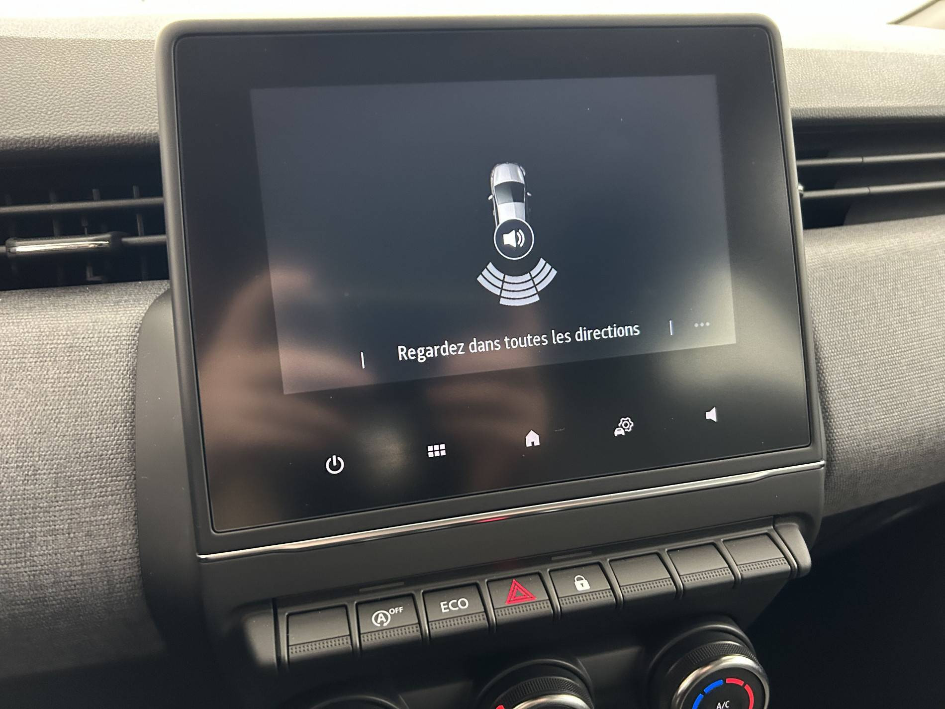 Vente en ligne Renault Clio 5 Clio TCe 90 au prix de 15 990 €