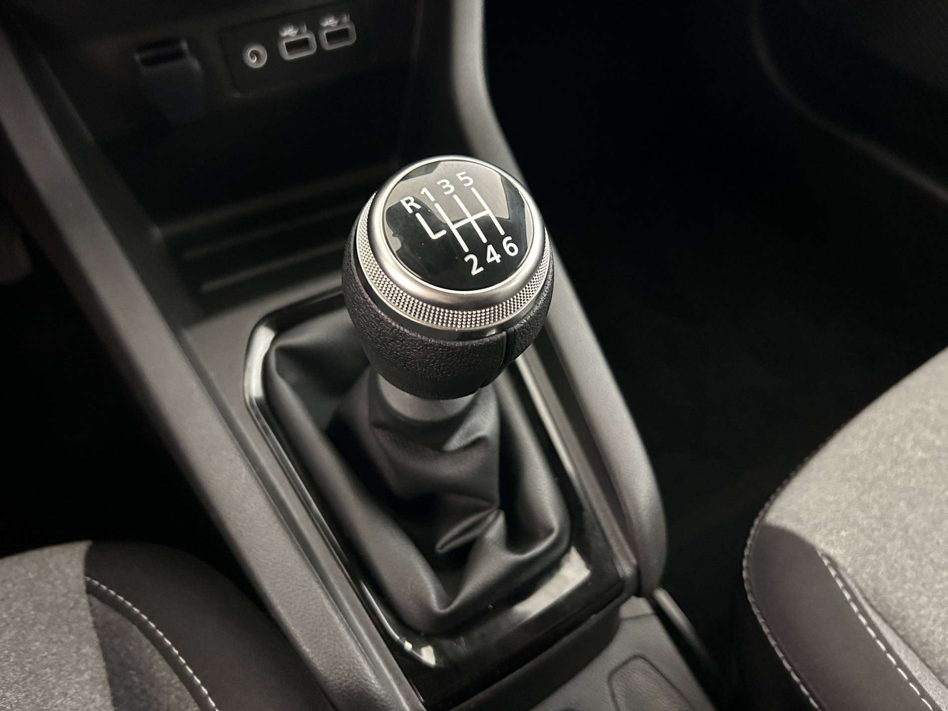 Vente en ligne Renault Clio 5 Clio TCe 90 ch GSR2 au prix de 15 990 €