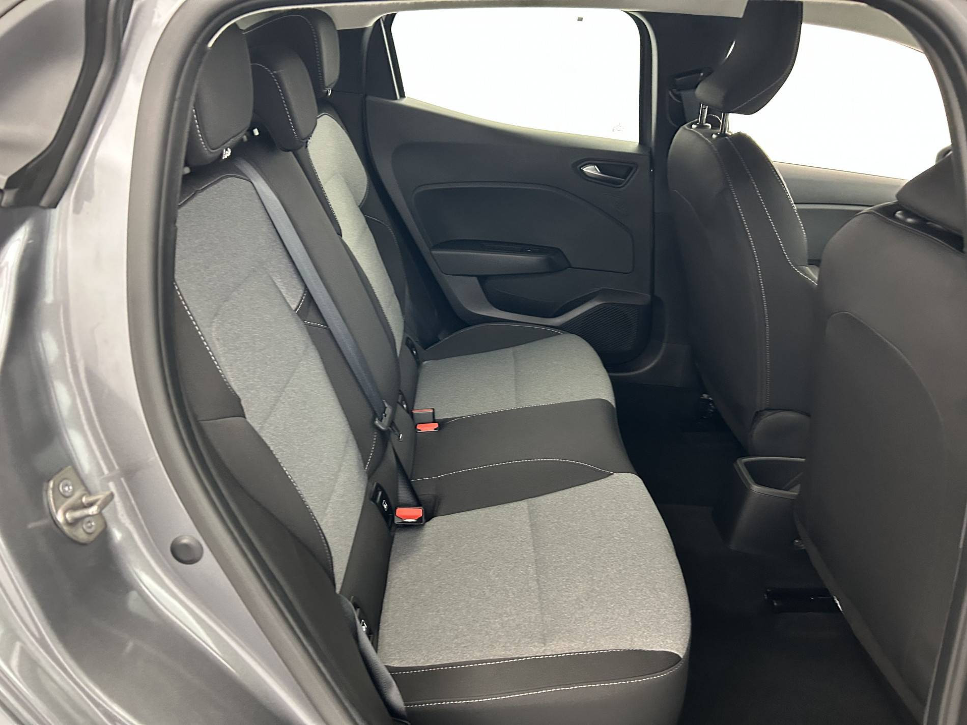 Vente en ligne Renault Clio 5 Clio TCe 90 ch GSR2 au prix de 15 990 €