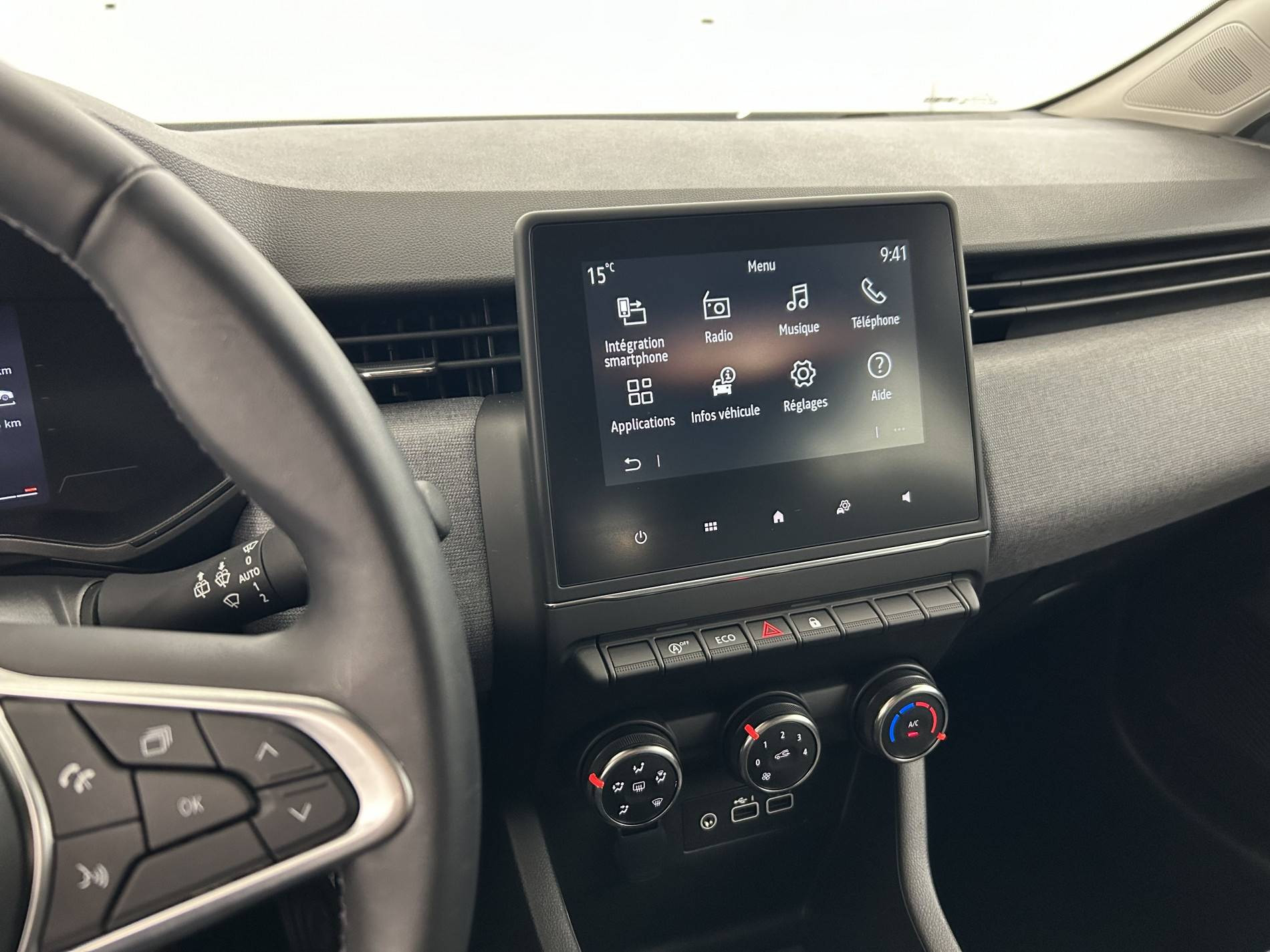 Vente en ligne Renault Clio 5 Clio TCe 90 au prix de 15 990 €