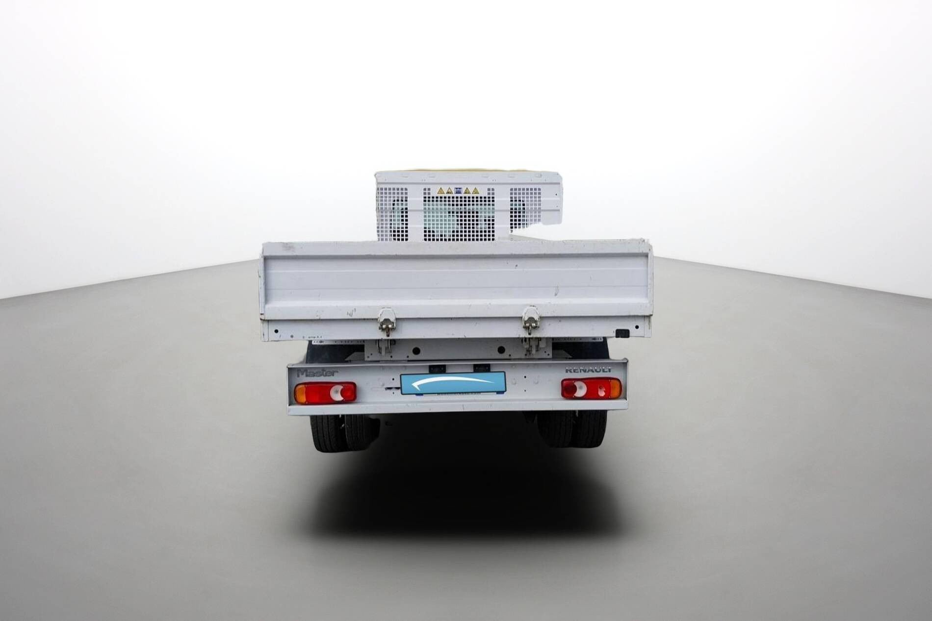 Vente en ligne Renault Master 3 Châssis Cabine MASTER CC PROP RJ3500 L2 PAFC BLUE DCI 130 EURO VI au prix de 32 880 €