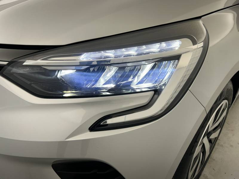 Vente en ligne Renault Clio 5 Clio TCe 90 au prix de 13 980 €