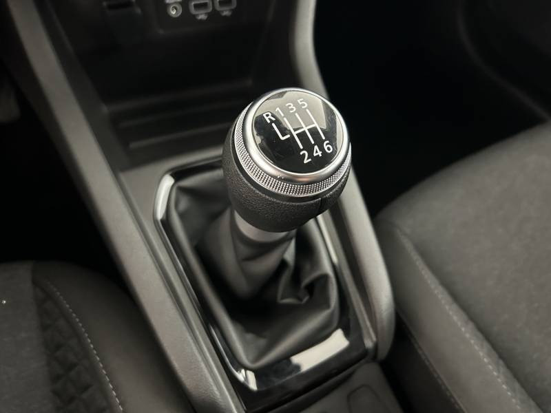 Vente en ligne Renault Clio 5 Clio TCe 90 au prix de 13 990 €