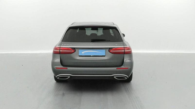 Vente en ligne Mercedes Classe E Break  300 de 9G-Tronic au prix de 36 470 €