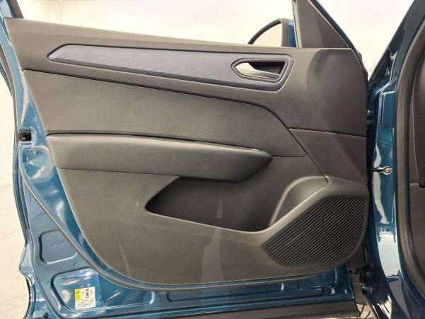 Vente en ligne Renault Arkana  mild hybrid 140 EDC FAP - 22 au prix de 18 970 €
