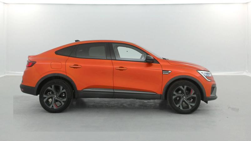 Vente en ligne Renault Arkana  E-Tech 145 - 21B au prix de 24 970 €