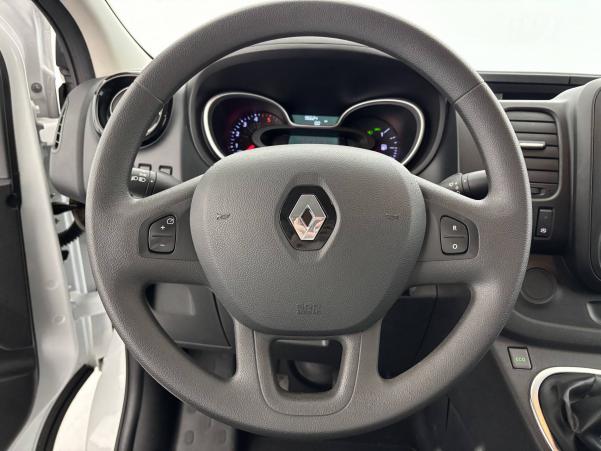 Vente en ligne Renault Trafic 3 Fourgon TRAFIC FGN L2H2 1200 KG DCI 145 ENERGY au prix de 20 670 €