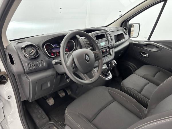 Vente en ligne Renault Trafic 3 Fourgon TRAFIC FGN L2H2 1200 KG DCI 145 ENERGY au prix de 20 670 €