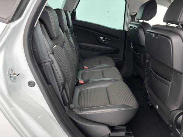 Vente en ligne Renault Scenic 4 Scenic dCi 110 Energy au prix de 13 950 €