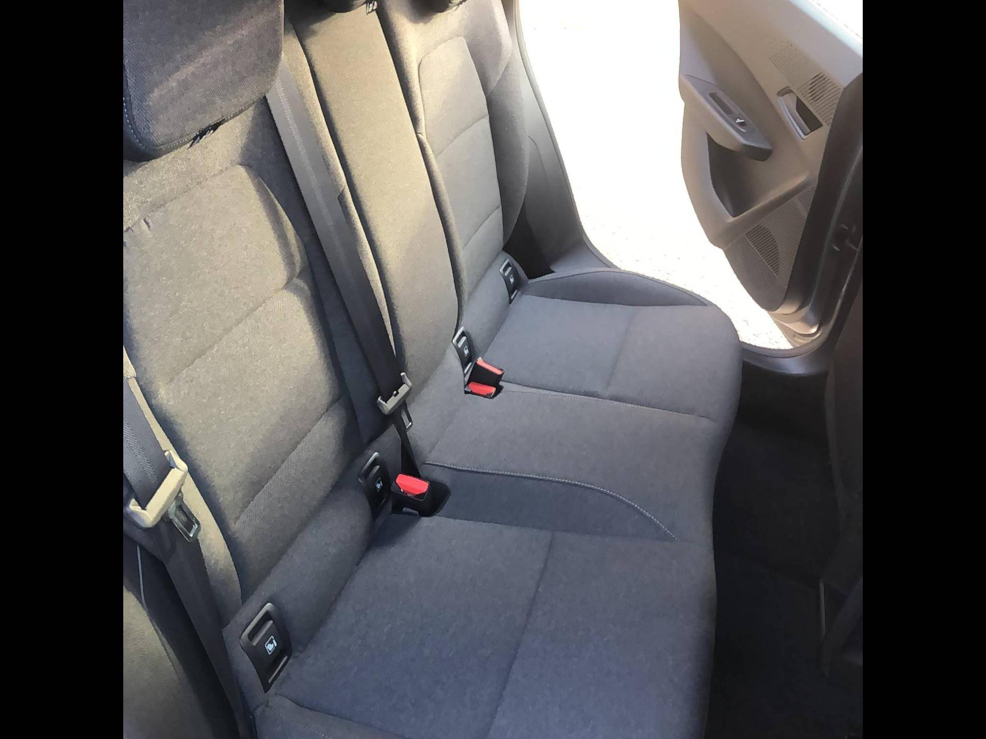 Vente en ligne Renault Clio 6 Clio E-Tech full hybrid 160 ch au prix de 24 490 €