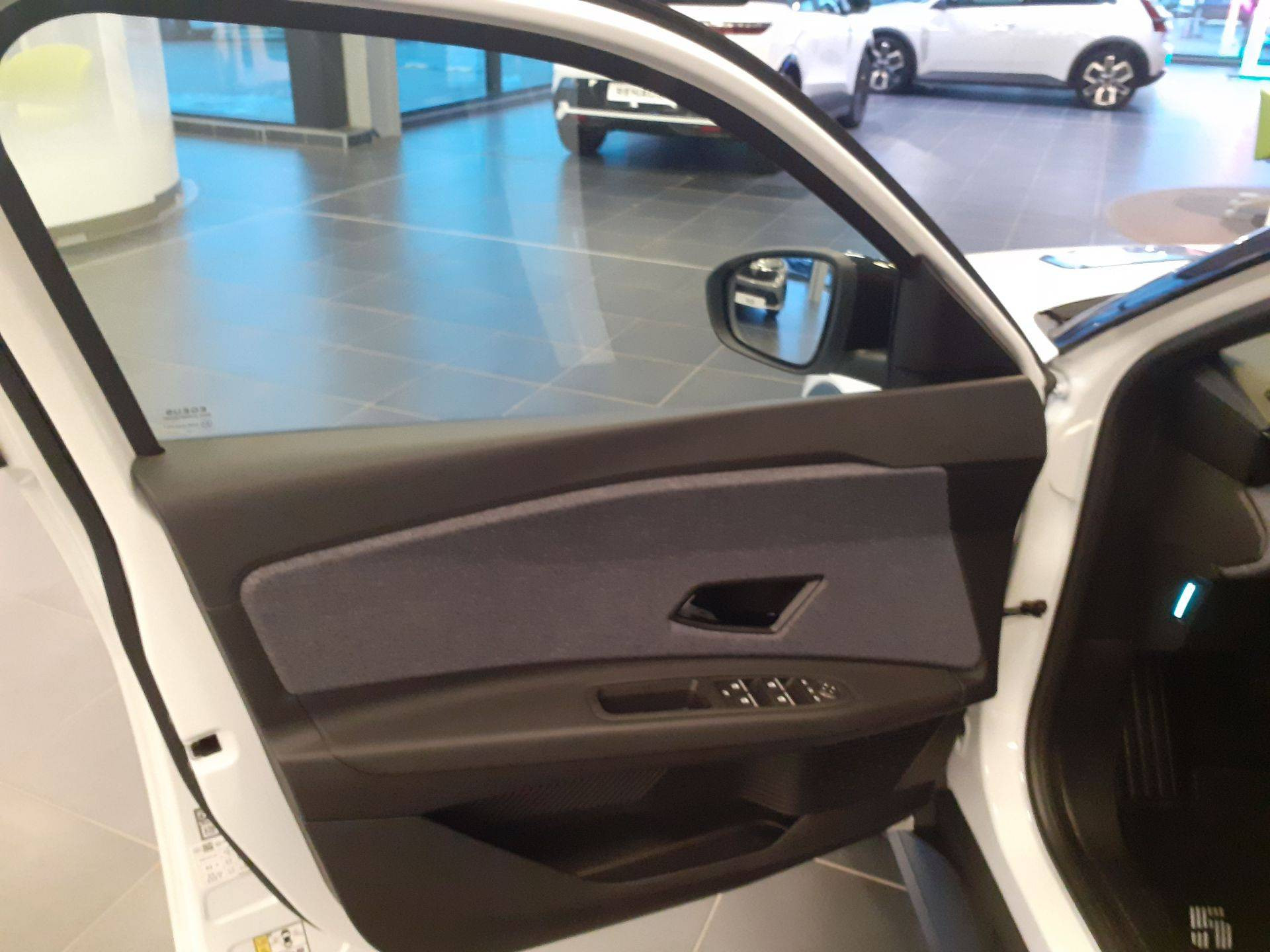 Vente en ligne Renault R5 E-Tech  150 ch autonomie confort au prix de 28 990 €