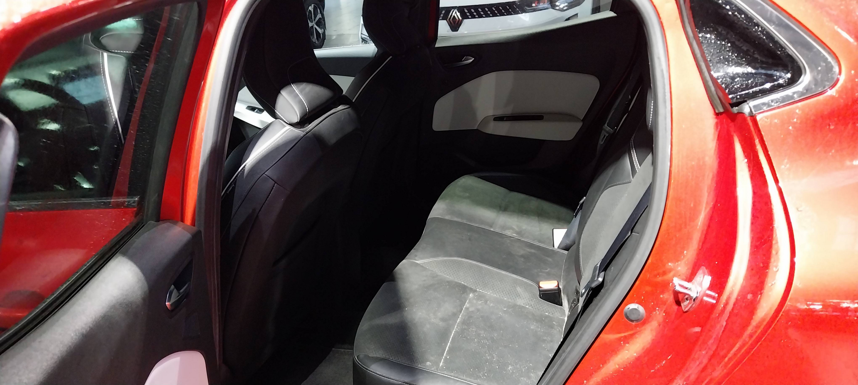 Vente en ligne Renault Clio 5 Clio E-Tech 140 au prix de 16 490 €