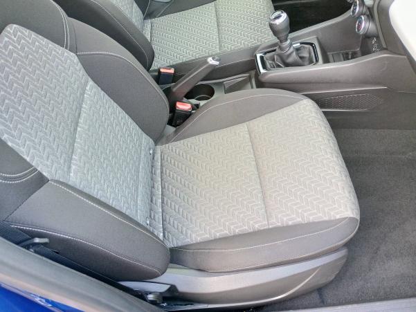 Vente en ligne Renault Clio 5 Clio TCe 90 au prix de 15 970 €