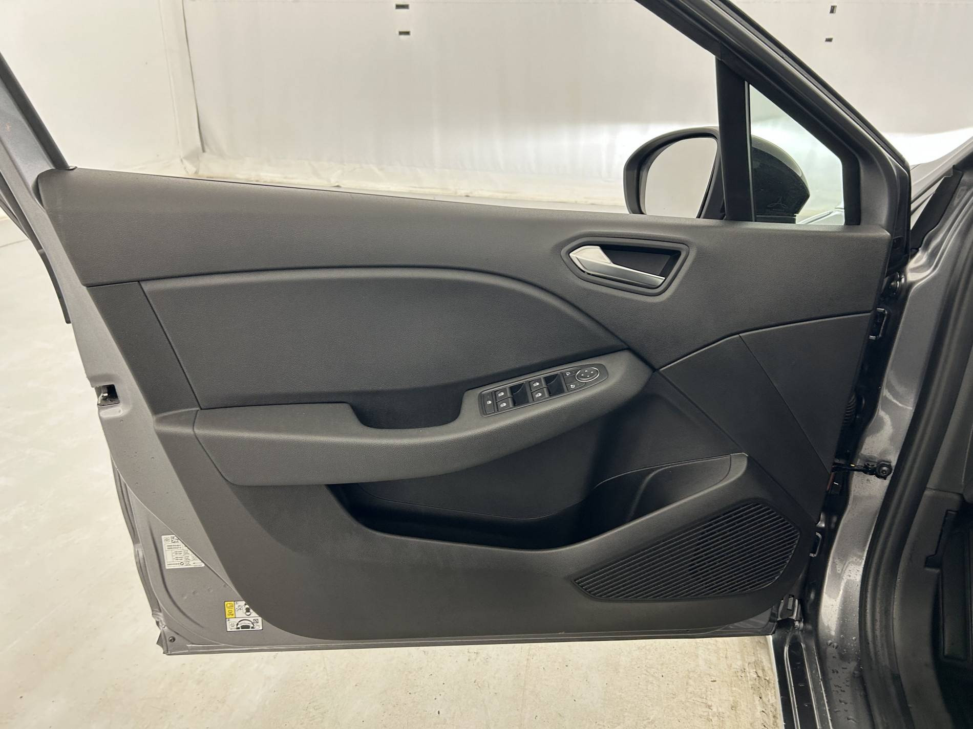 Vente en ligne Renault Clio 5 Clio E-Tech full hybrid 145 ch GSR2 au prix de 19 990 €