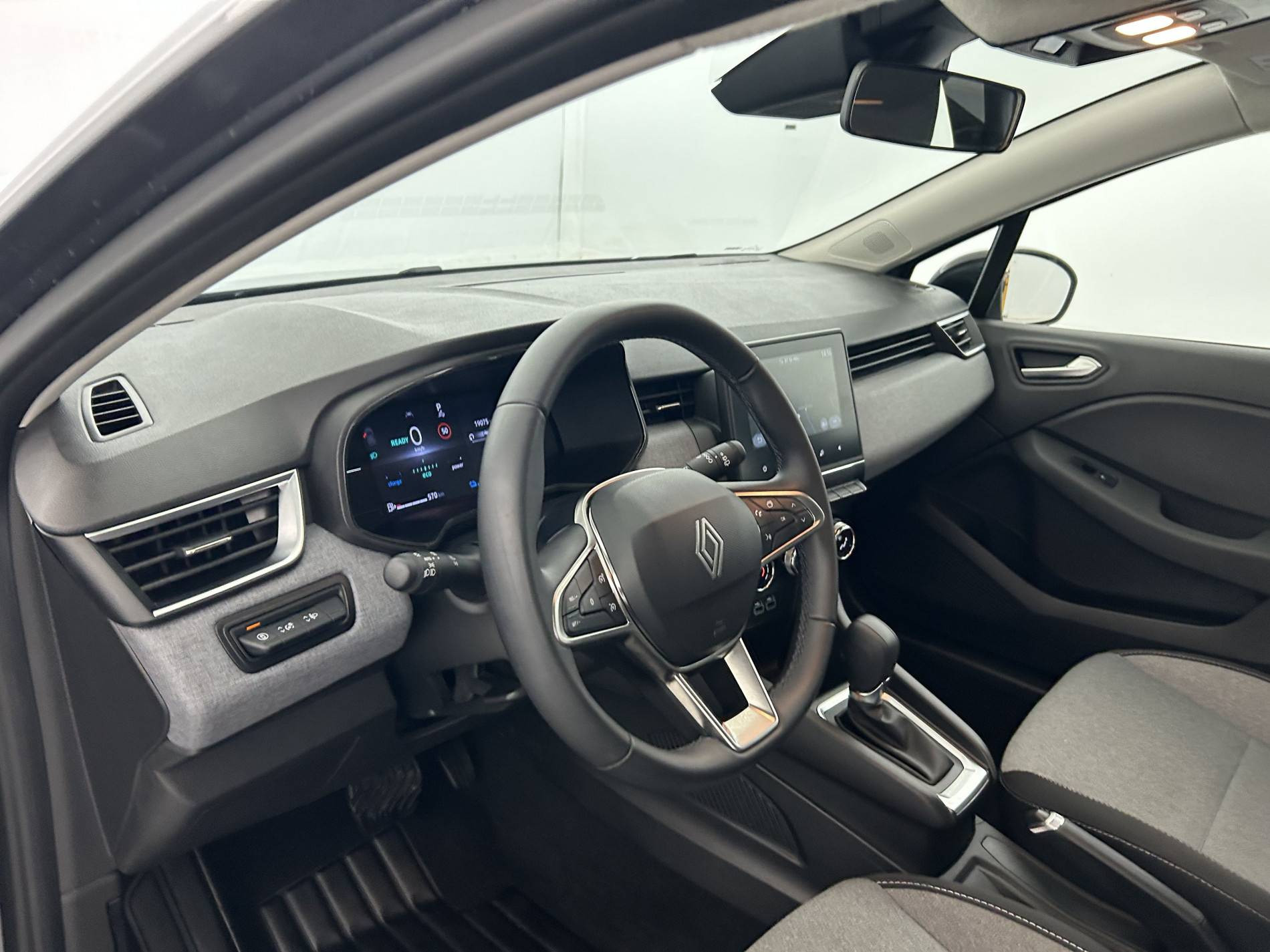 Vente en ligne Renault Clio 5 Clio E-Tech full hybrid 145 ch GSR2 au prix de 19 990 €