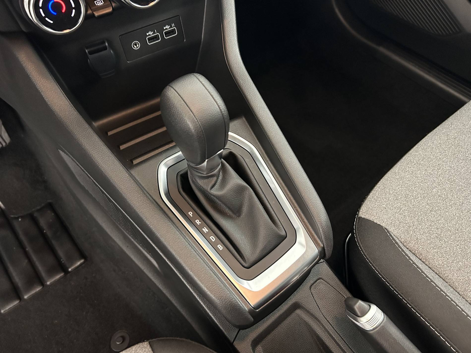 Vente en ligne Renault Clio 5 Clio E-Tech full hybrid 145 ch GSR2 au prix de 19 990 €