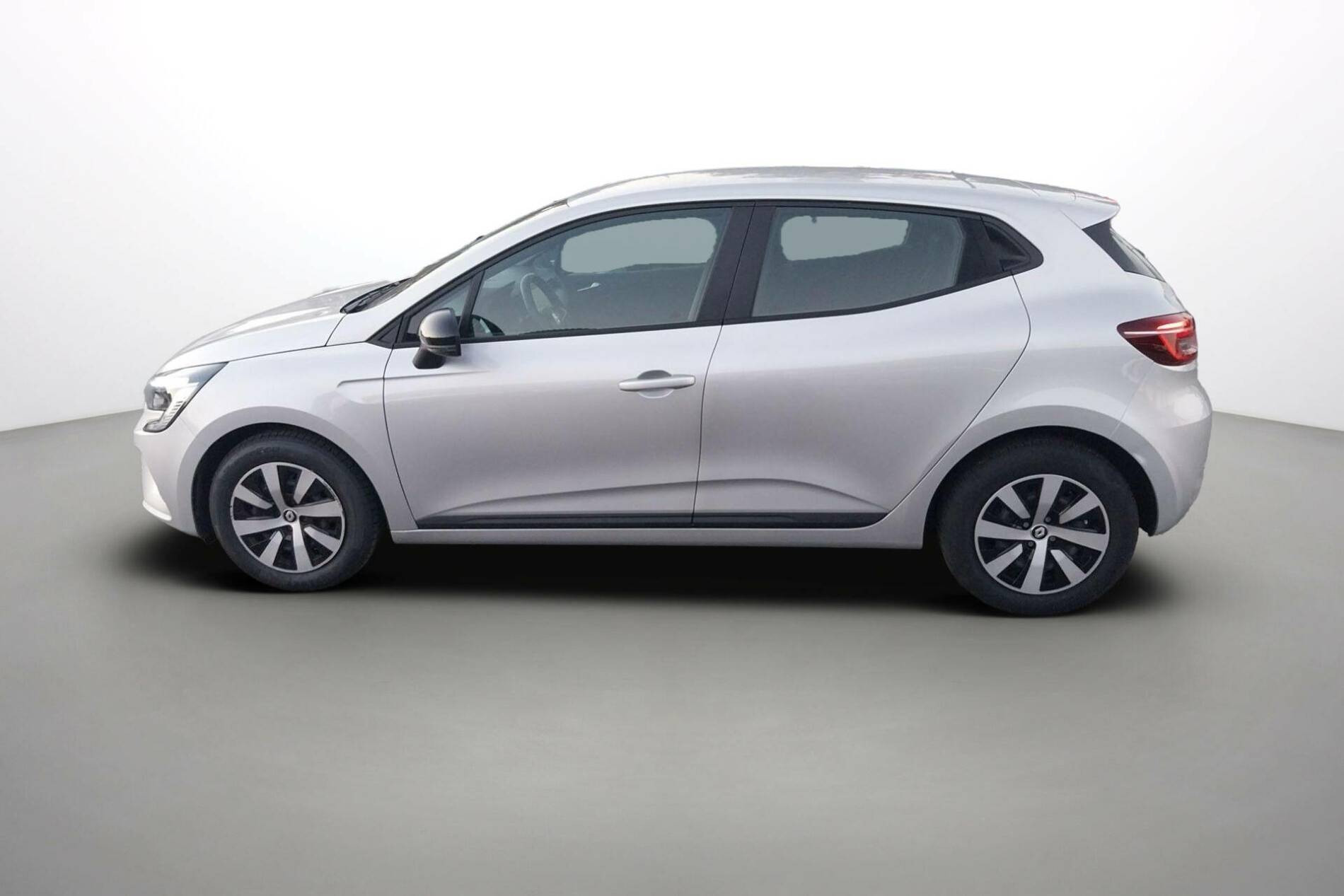 Vente en ligne Renault Clio 5 Clio TCe 90 au prix de 13 980 €