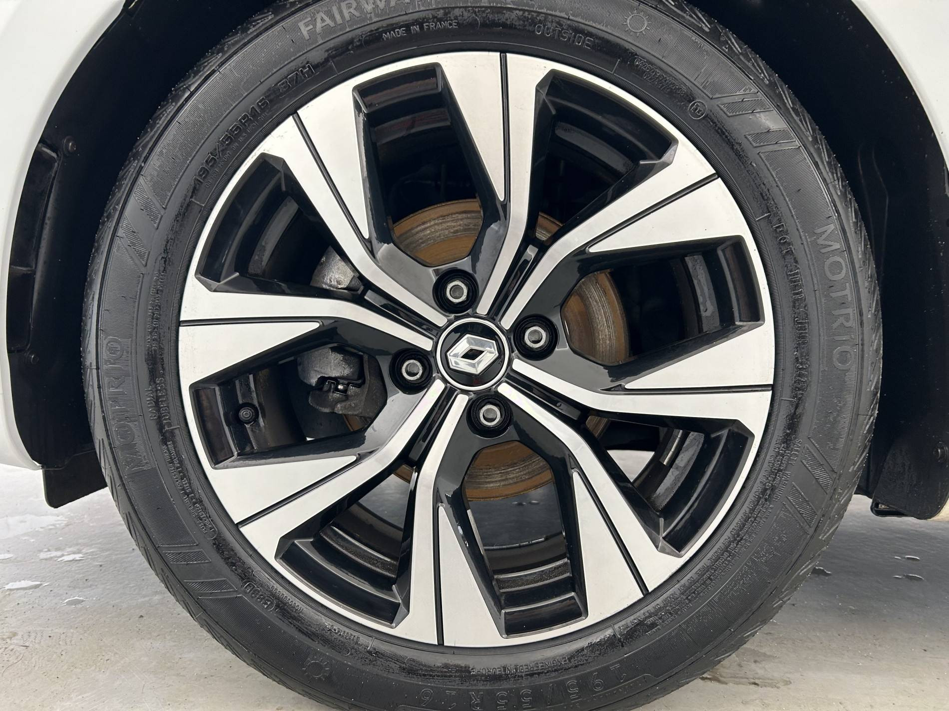 Vente en ligne Renault Clio 5 Clio TCe 90 au prix de 14 990 €