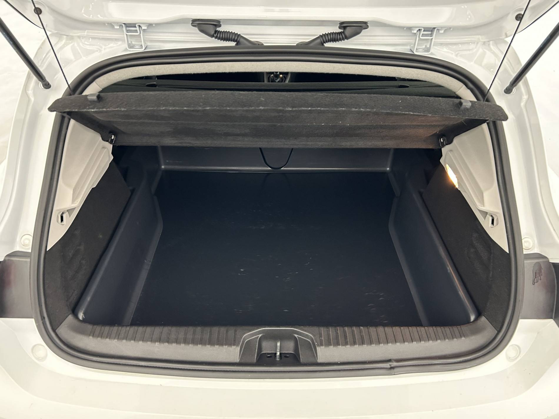 Vente en ligne Renault Clio 5 Clio TCe 90 au prix de 14 990 €