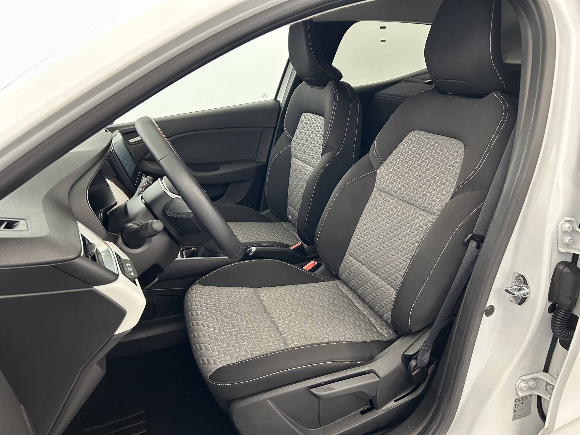 Vente en ligne Renault Clio 5 Clio TCe 90 au prix de 14 990 €