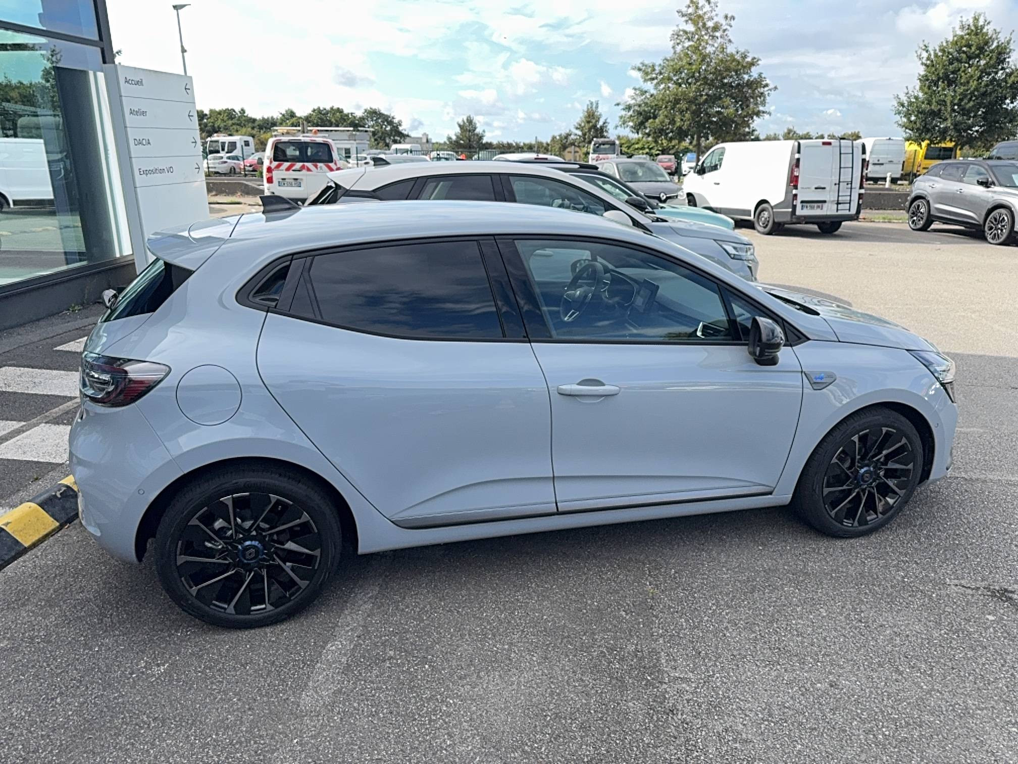 Vente en ligne Renault Clio 5 Clio TCe 90 ch GSR2 au prix de 23 290 €