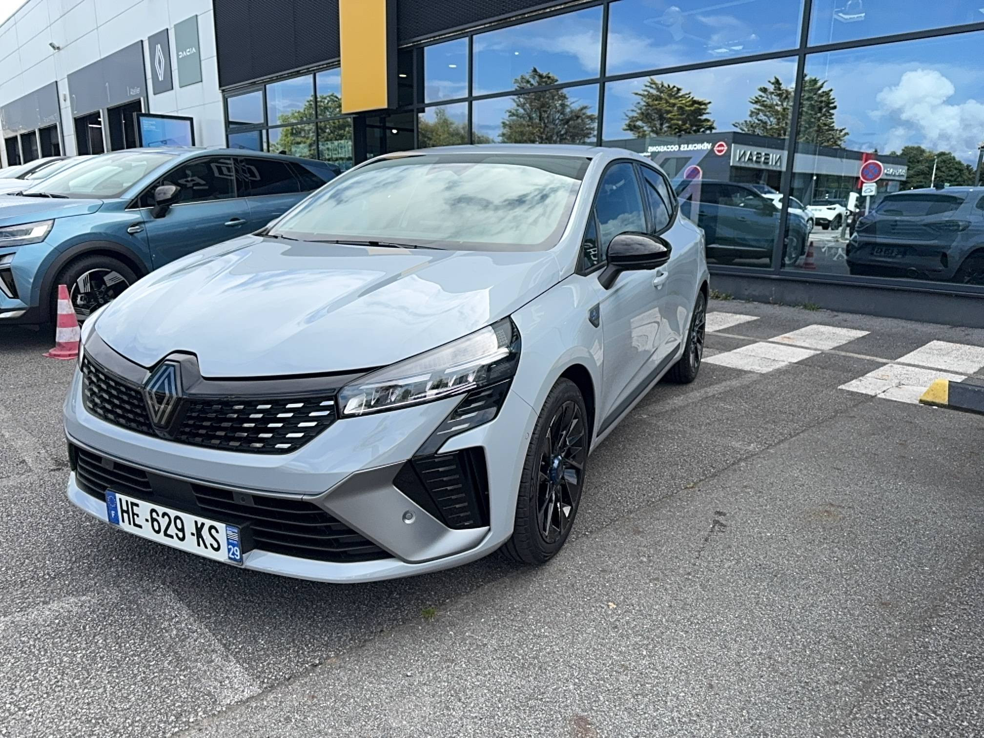 Renault Clio 5 Clio TCe 90 ch GSR2 occasion de 2025 en vente à Quimper