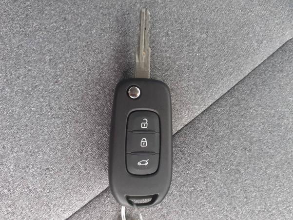 Vente en ligne Renault Clio 5 Clio E-Tech full hybrid 145 GSR2 au prix de 22 500 €