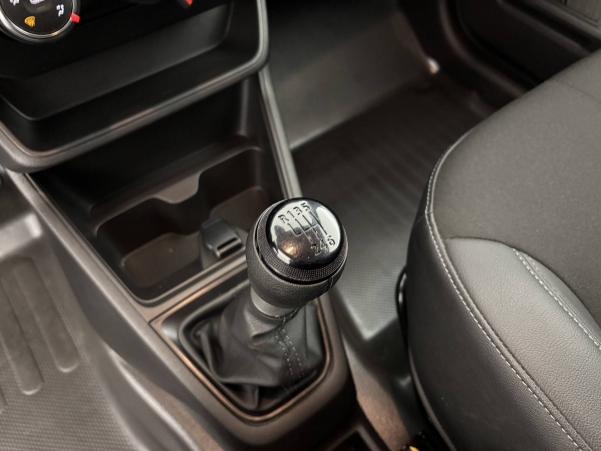 Vente en ligne Renault Express Van KANGOO  BLUE DCI 95 - 22 au prix de 17 450 €