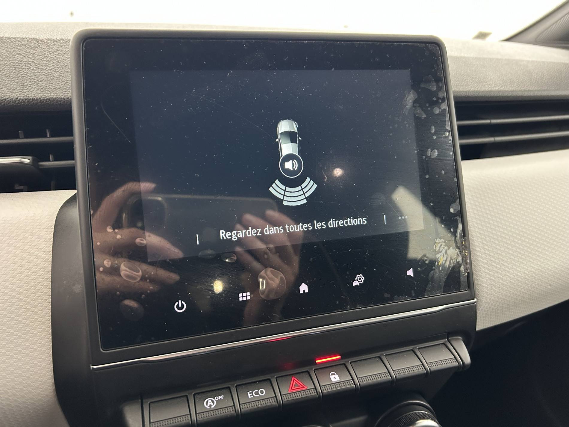 Vente en ligne Renault Clio 5 Clio TCe 90 - 21N au prix de 14 890 €