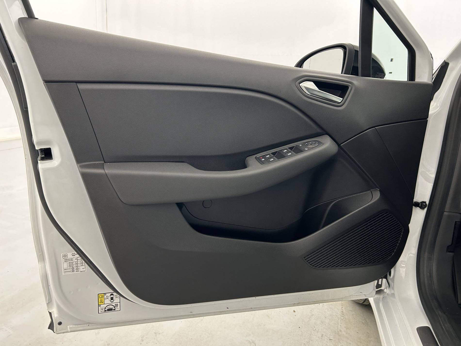 Vente en ligne Renault Clio 5 Clio TCe 90 - 21N au prix de 14 890 €