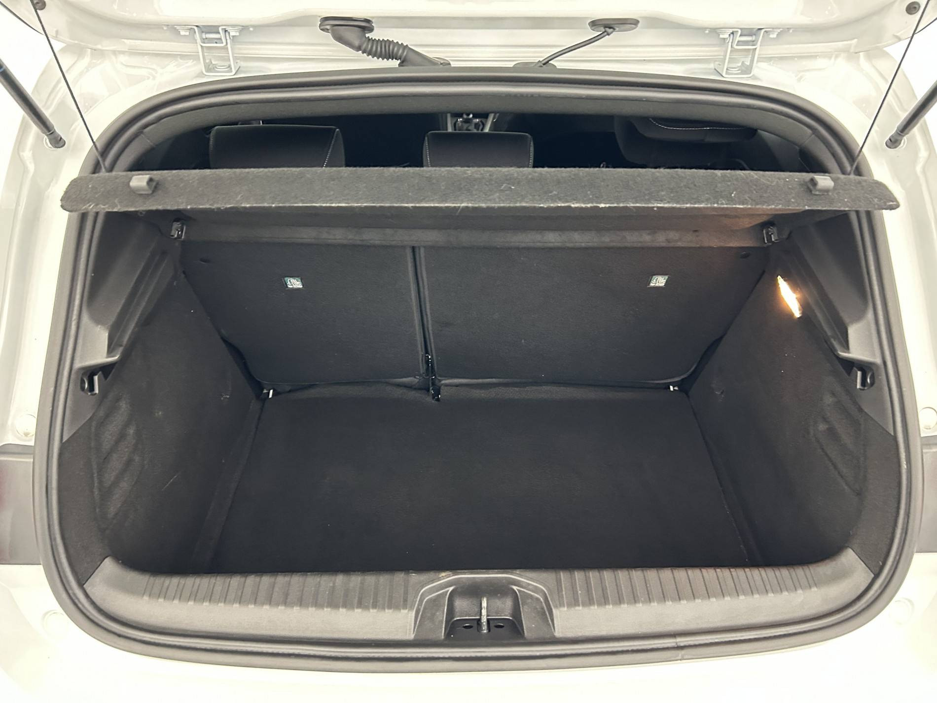 Vente en ligne Renault Clio 5 Clio TCe 90 - 21N au prix de 14 890 €