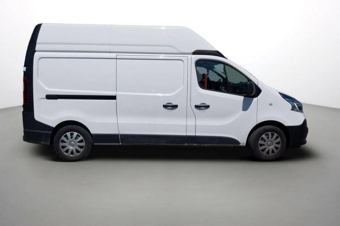 Vente en ligne Renault Trafic 3 Fourgon TRAFIC FGN L2H2 1200 KG DCI 145 ENERGY au prix de 20 870 €