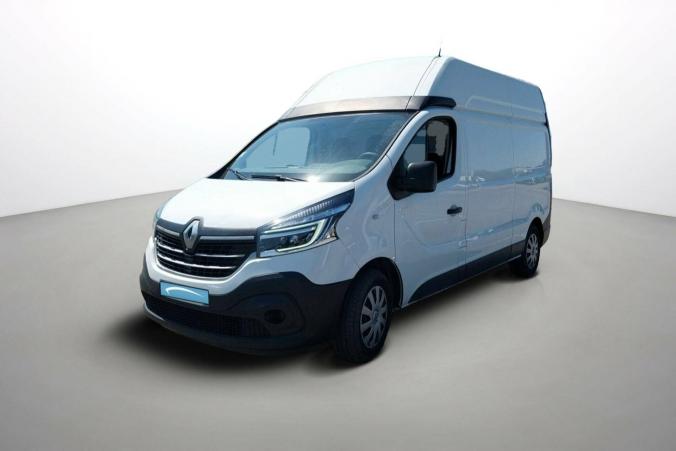 Vente en ligne Renault Trafic 3 Fourgon TRAFIC FGN L2H2 1200 KG DCI 145 ENERGY au prix de 20 870 €