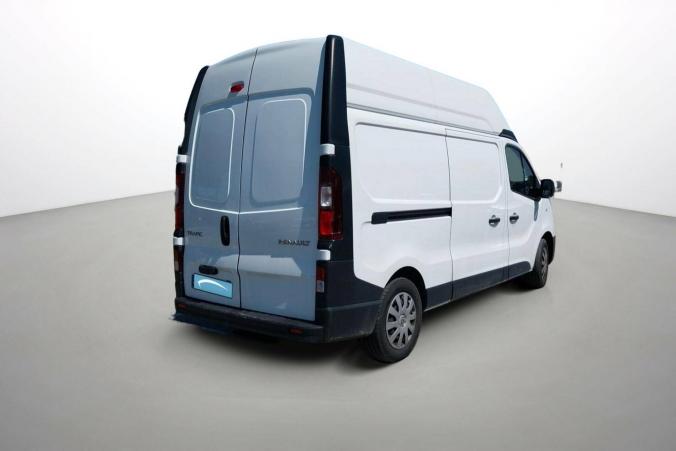 Vente en ligne Renault Trafic 3 Fourgon TRAFIC FGN L2H2 1200 KG DCI 145 ENERGY au prix de 20 870 €