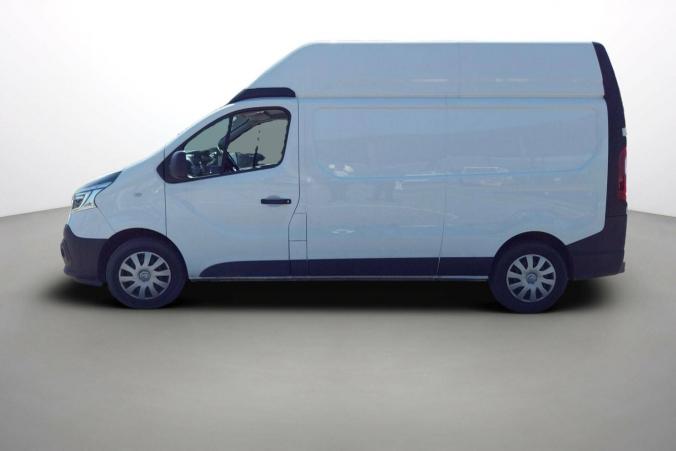 Vente en ligne Renault Trafic 3 Fourgon TRAFIC FGN L2H2 1200 KG DCI 145 ENERGY au prix de 20 870 €