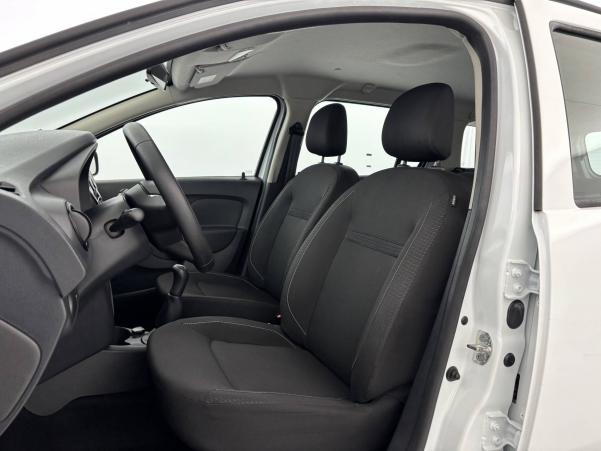 Vente en ligne Dacia Logan 2  SCe 75 au prix de 10 850 €