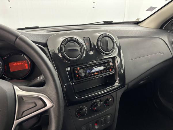 Vente en ligne Dacia Logan 2  SCe 75 au prix de 10 850 €