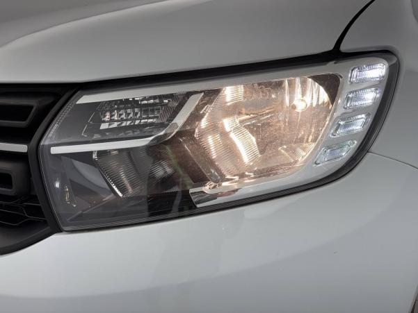 Vente en ligne Dacia Logan 2  SCe 75 au prix de 10 850 €