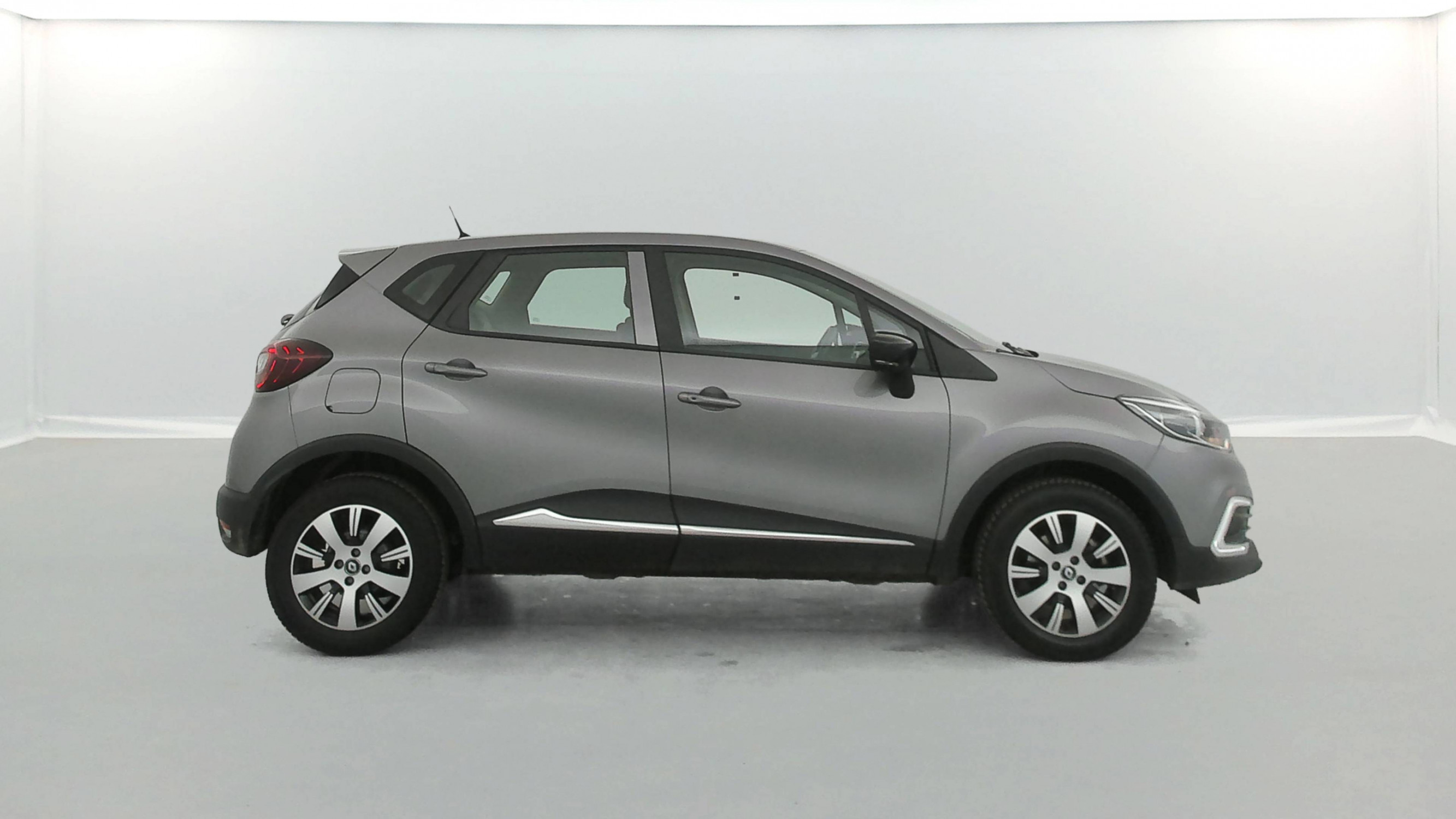 Vente en ligne Renault Captur  TCe 120 Energy EDC au prix de 13 990 €