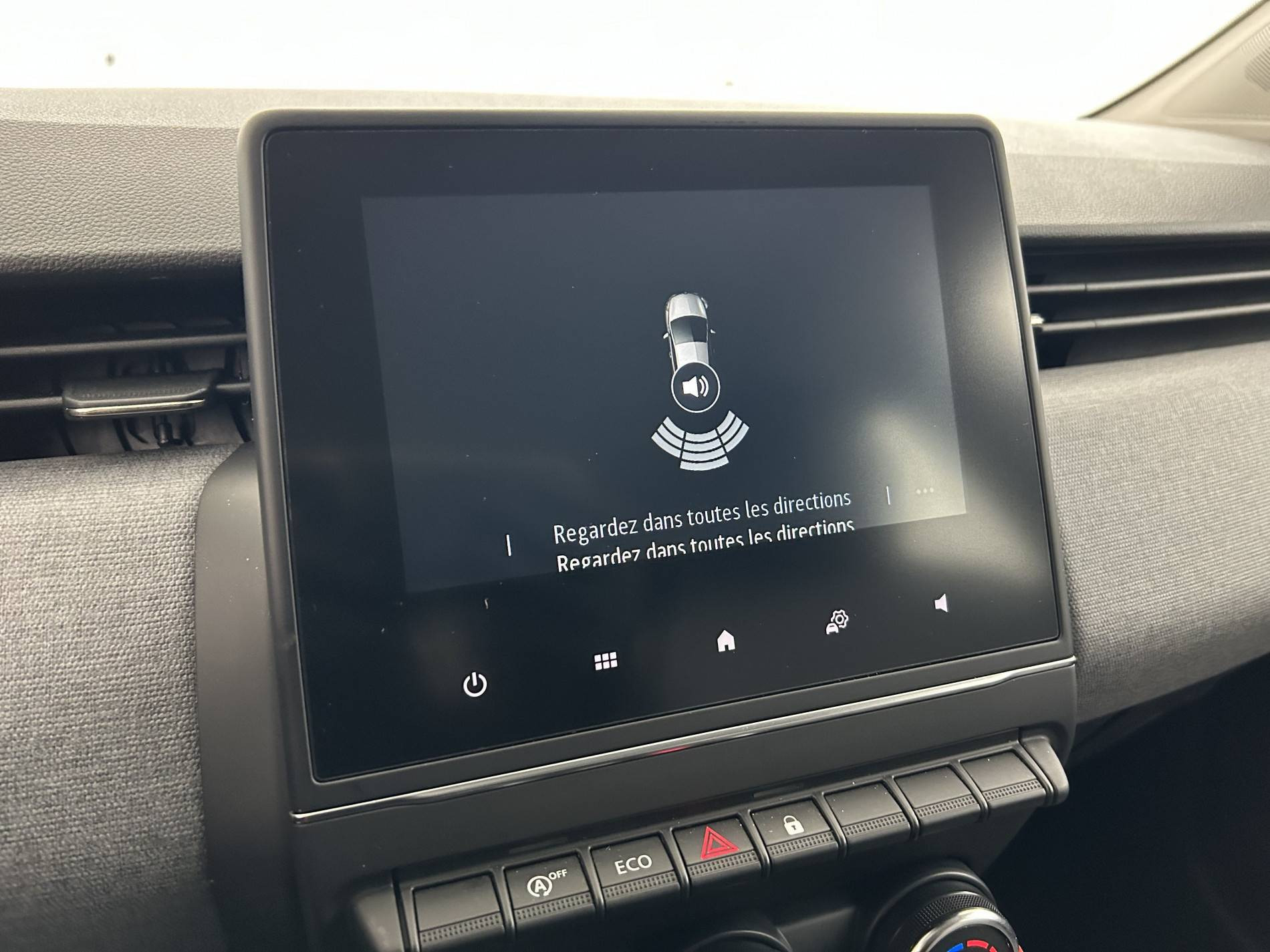 Vente en ligne Renault Clio 5 Clio TCe 90 au prix de 16 490 €