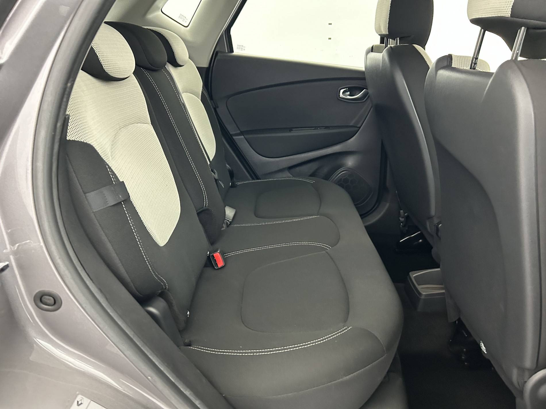 Vente en ligne Renault Captur  TCe 120 Energy EDC au prix de 13 990 €