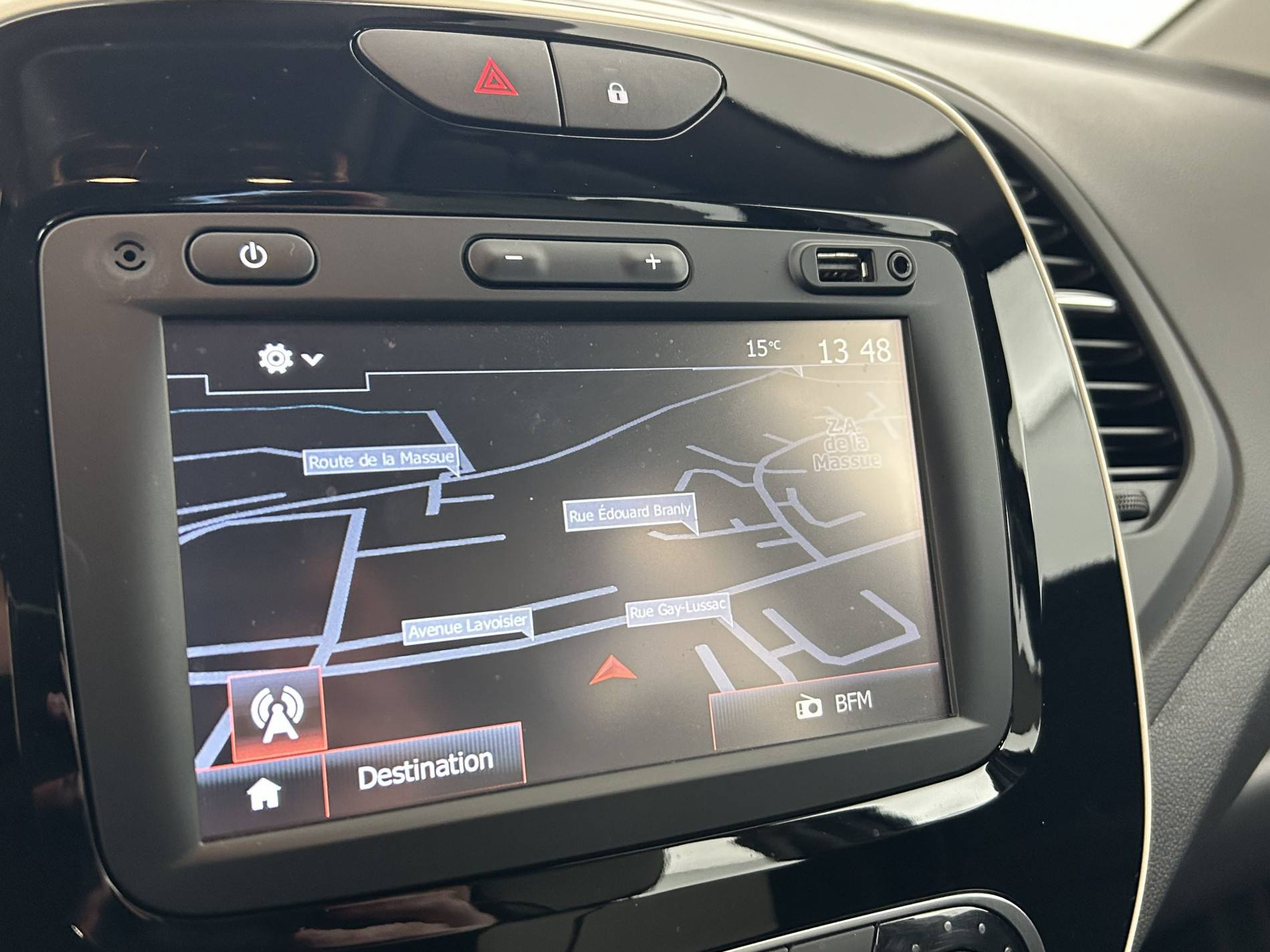 Vente en ligne Renault Captur  TCe 120 Energy EDC au prix de 13 990 €