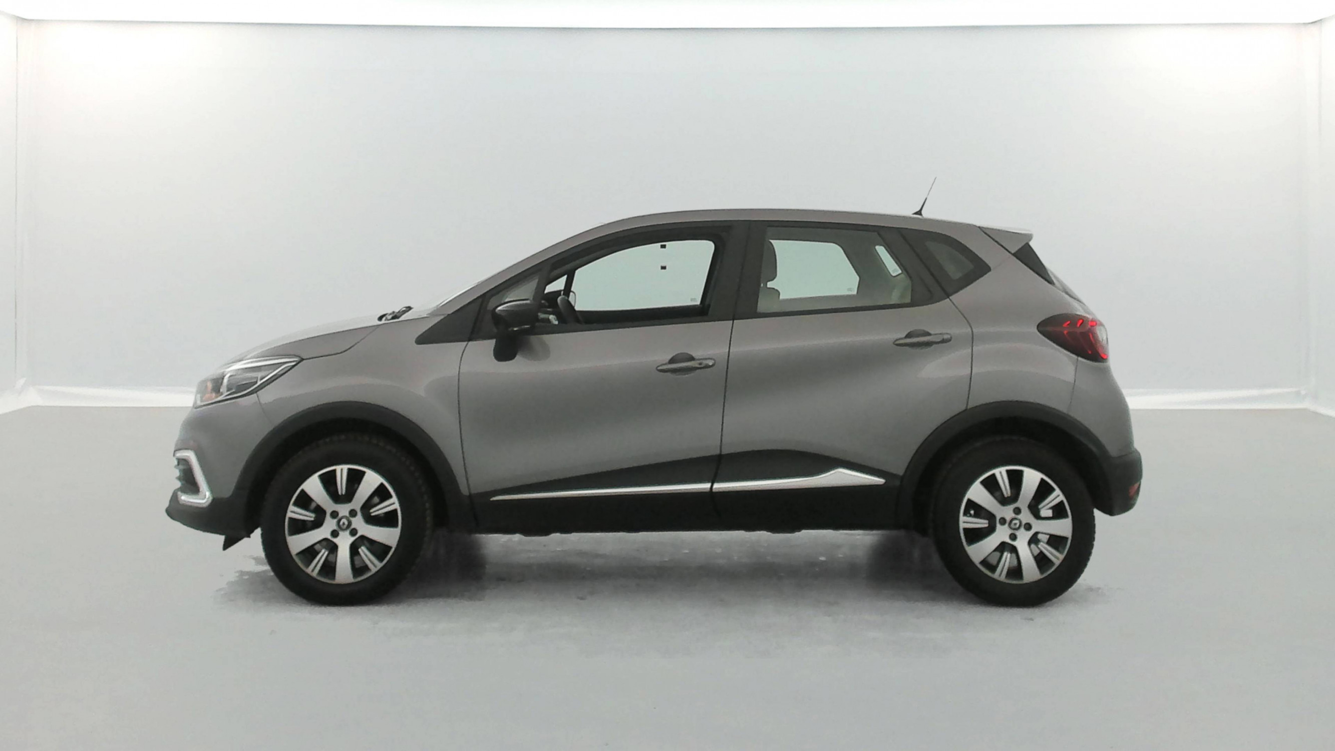 Vente en ligne Renault Captur  TCe 120 Energy EDC au prix de 13 990 €