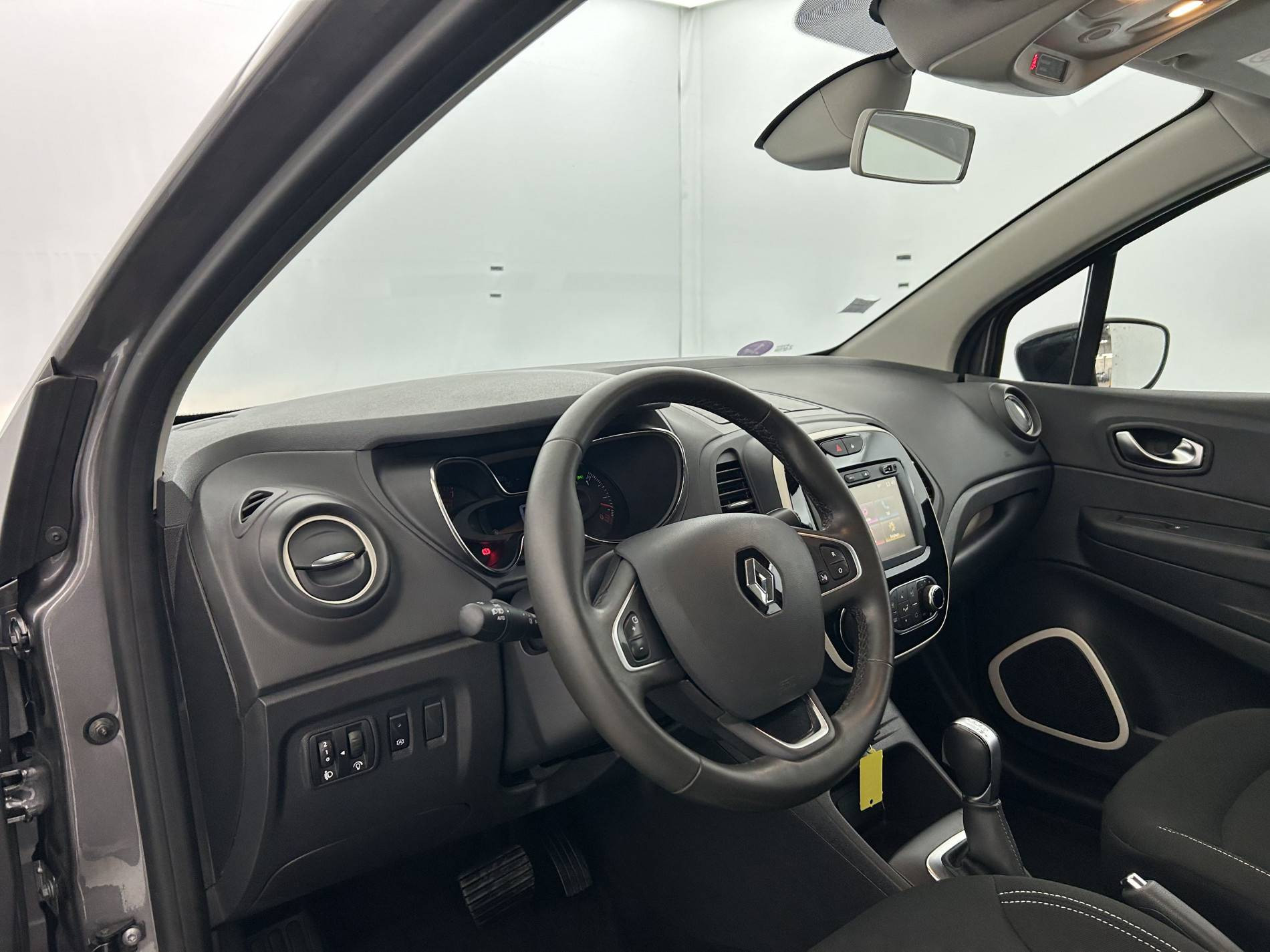 Vente en ligne Renault Captur  TCe 120 Energy EDC au prix de 13 990 €