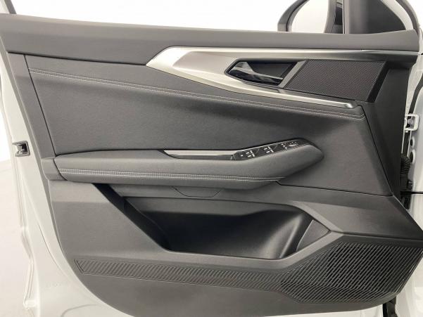 Vente en ligne Renault Austral  E-Tech hybrid 200 au prix de 28 970 €