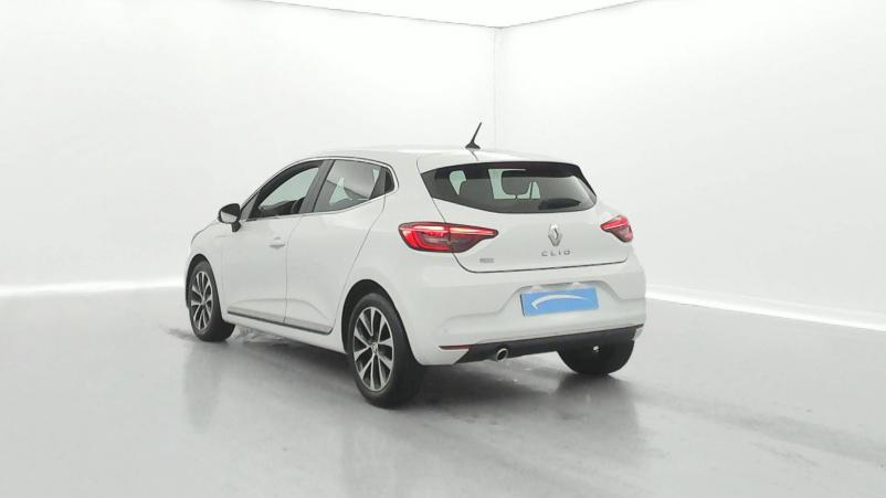 Vente en ligne Renault Clio 5 Clio TCe 90 - 21N au prix de 15 390 €