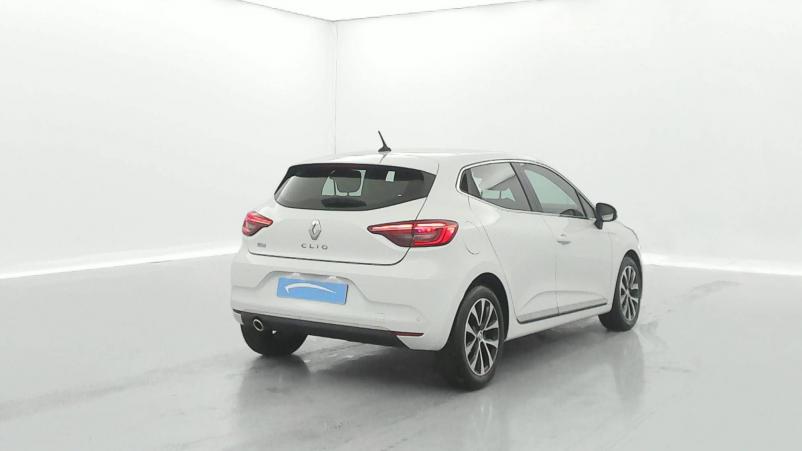 Vente en ligne Renault Clio 5 Clio TCe 90 - 21N au prix de 15 390 €