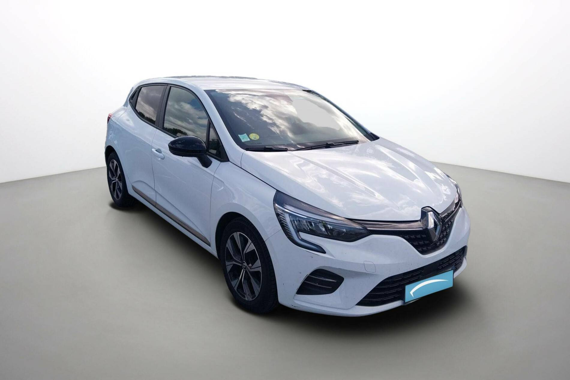 Vente en ligne Renault Clio 5 Clio Blue dCi 100 au prix de 15 490 €