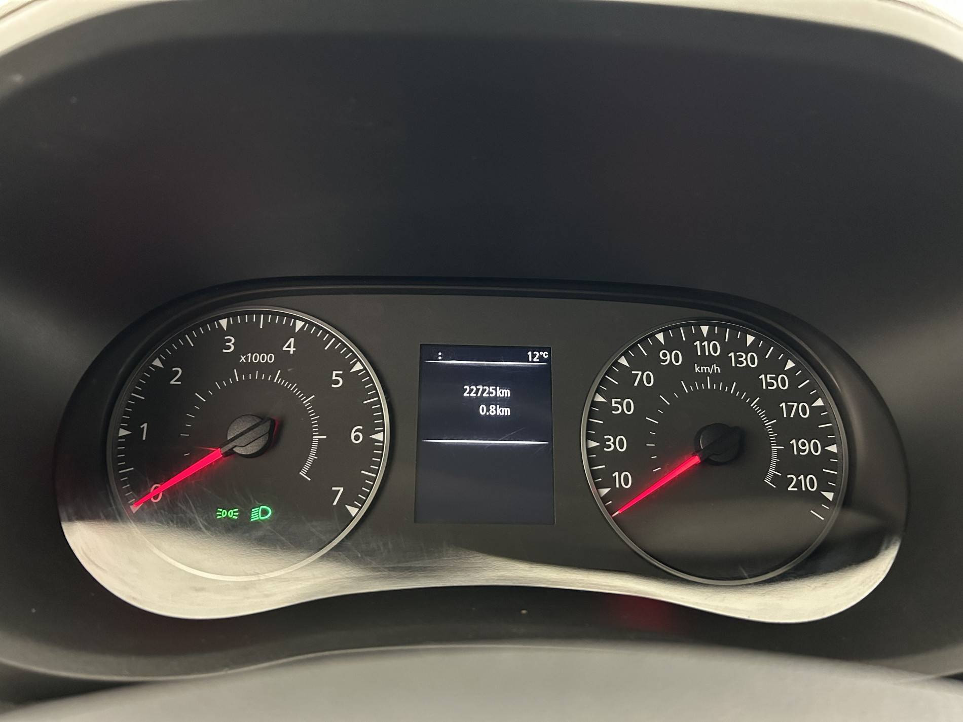 Vente en ligne Renault Master Fourgon   L2H2 BLUE DCI 135 au prix de 27 890 €